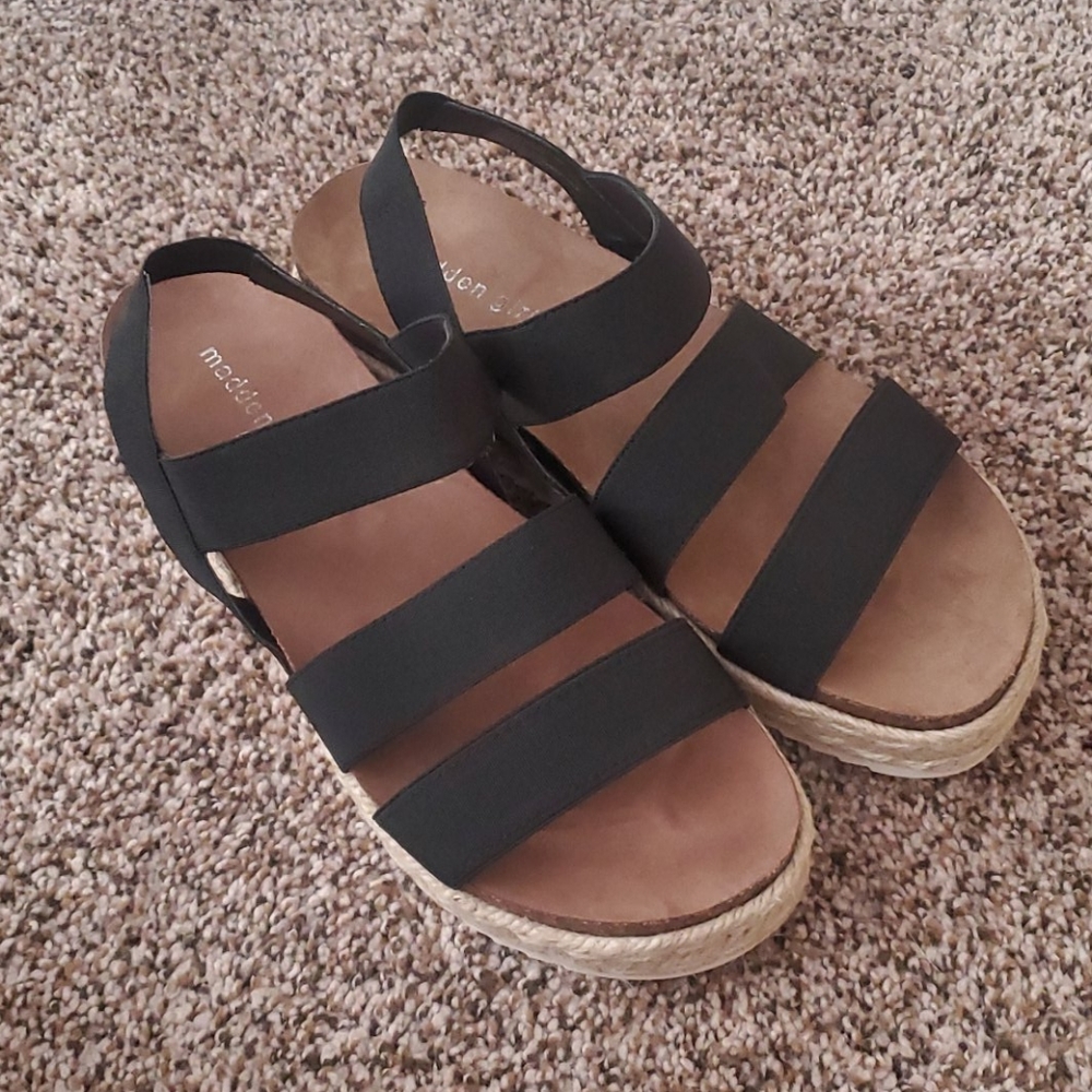 Womens Madden Girl Crispp Black sandals size 10
